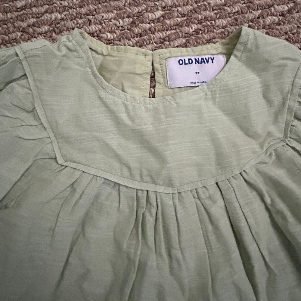 Toddler Green Top - 2T